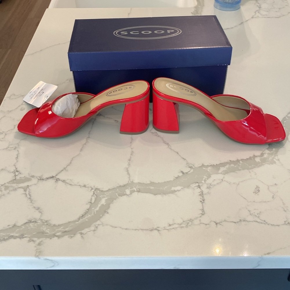NWT Scoop Red Women's Heeled Sandals - Picture 3 of 5
